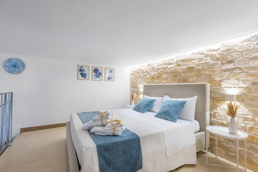 Centro Storico Sciacca - Casa Di Pisa Cortile Termine Villa Luaran gambar